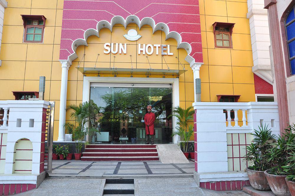 Sun Hotel Agra 外观 照片